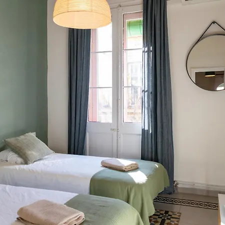 Center Of Gracia By Maison Pinata Daire *