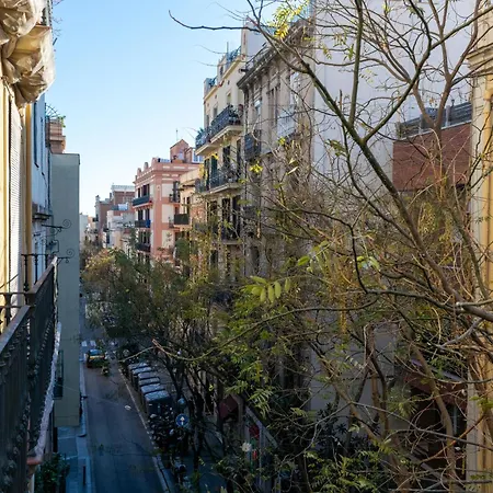 Apartman Center Of Gracia By Maison Pinata Barcelona